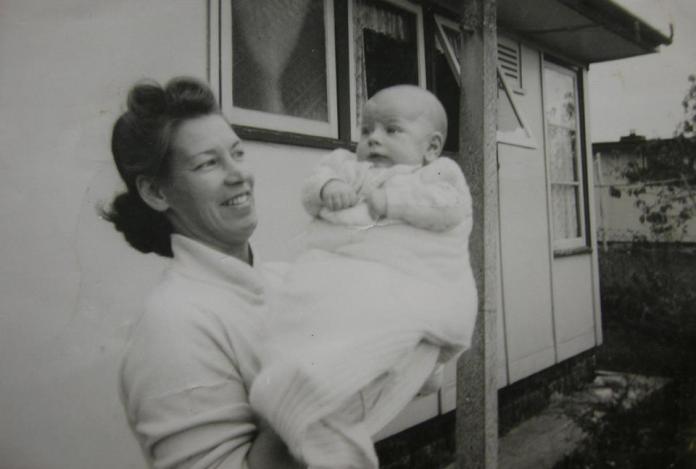 546001_10151821684776783_1789977413_n